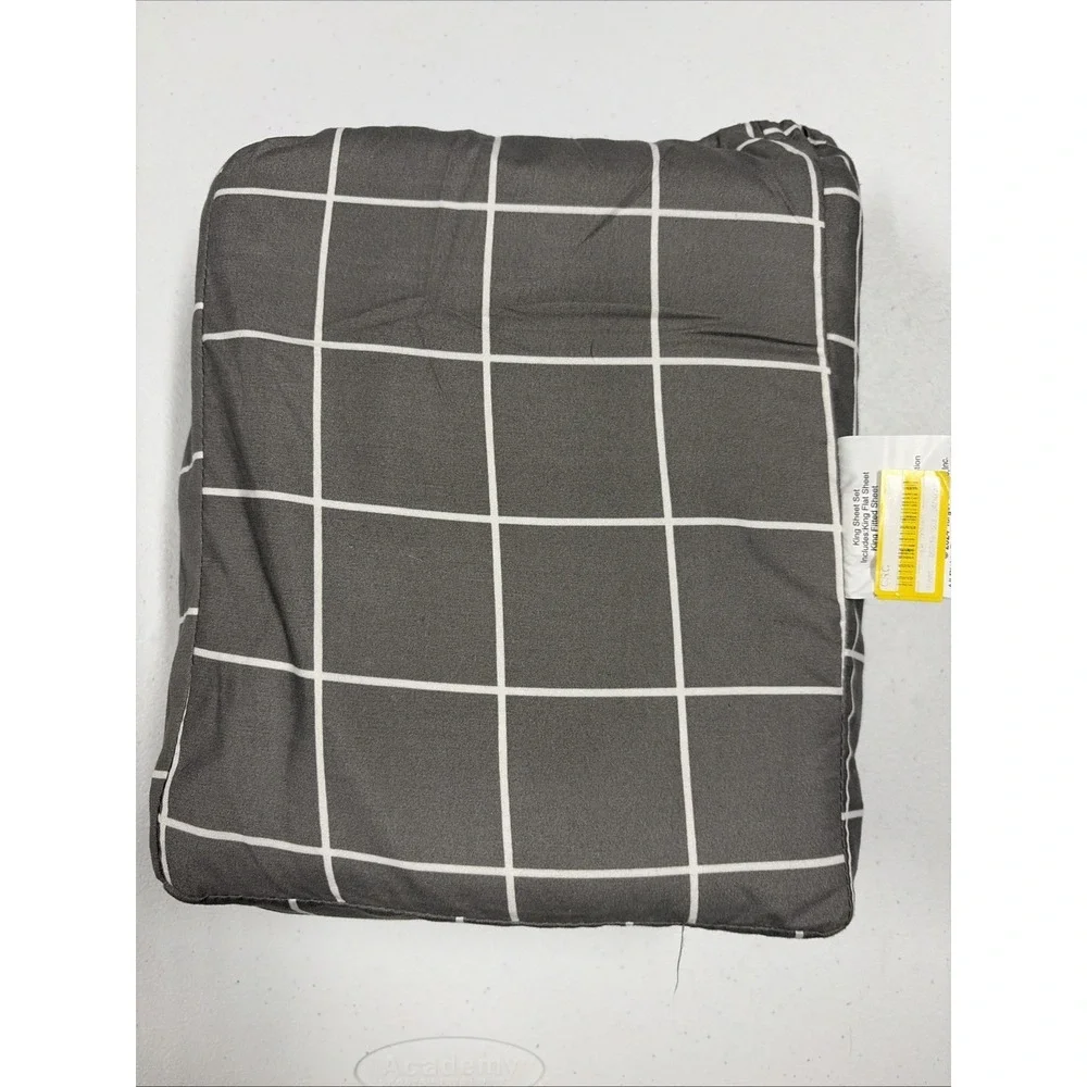 Room Essentials KING Microfiber Wrinkle Resistant Sheet Set Gray W/ Stripes